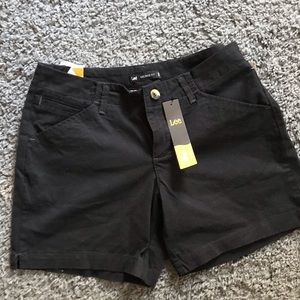 NWT Lee mid rise shorts